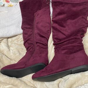 BOOTS THIGH HIGH MAROON **BRAND NEW**